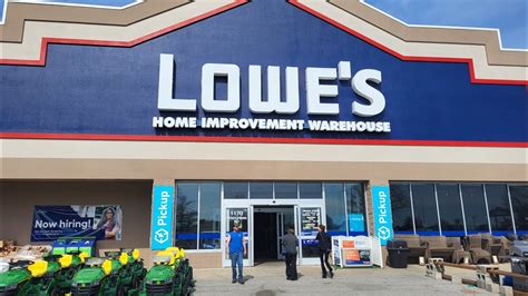 Lowes carbondale - at LOWE'S OF CARBONDALE, IL. Store #0493. 1170 RENDLEMAN RD Carbondale, IL 62901. Get Directions. Phone: (618) 529-8400. Hours: Closed 6:00 am - 9:00 pm. Saturday 6: ... 